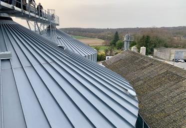 Dans ce silo, 11 500 tonnes grain peuvent être stockées, et le débit de chantier est «très élevé». 
