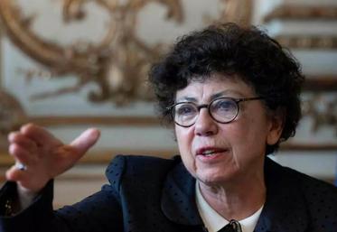 Monique Barbut démission gouvernement