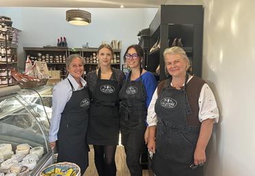 Pour Mylène Dimino et son équipe, l’important est de promouvoir les savoir-faire des petits producteurs. 