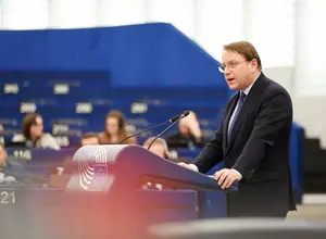 Le commissaire européen à la Santé, Oliver Varhelyi, au Parlement européen