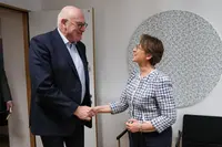 Phil Hogan candidat à la DG de la FAO rencontre la ministre finlandaise de l'Agriculture