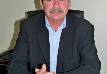 <em class="placeholder">Jacques Rouchaussé, élu président du CTIFL ( Centre technique interprofessionnel des fruits et légumes ) le 29 septembre 2015 pour trois ans, président des producteurs ...</em>
