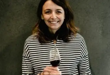 <em class="placeholder">Vin : Marine Descombe élue présidente de l’interprofession des vins de France</em>