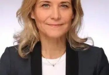 <em class="placeholder">Alcool : la FEVS et l’UMVIN nomment à leur tête une spécialiste des affaires publiques</em>