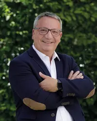 <em class="placeholder">Grossistes fruits et légumes : Olivier Feno Feydel, nouveau président de l’UNCGFL</em>