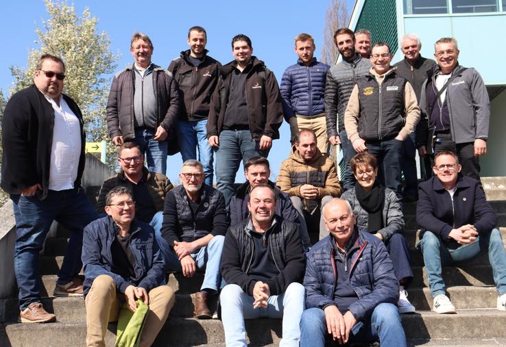 Une vingtaine d'éleveurs de Blonde d'Aquitaine se sont réunis jeudi 19 mars à la Maison des agriculteurs, à Changé, pour leur AG 2026.