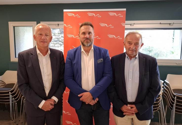 Olivier Richefou, président du Département, Benoit Faucon, président de la Chambre d'agriculture, et Claude Tarlevé, vice-président du Département.