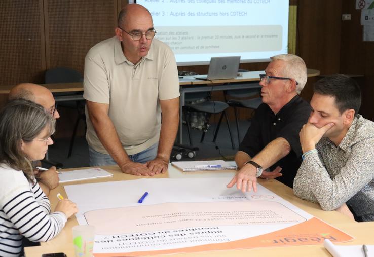 Mardi matin, les membres du comité Réagir 53 ont participé à des ateliers pour améliorer la communication du réseau.