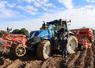 "La terre a été labourée avant les semis de blé. Elle est quand même assez souple dans notre secteur, elle se travaille toute seule", assure Stéphane Chauveau, agriculteur à Blandouet-Saint Jean.