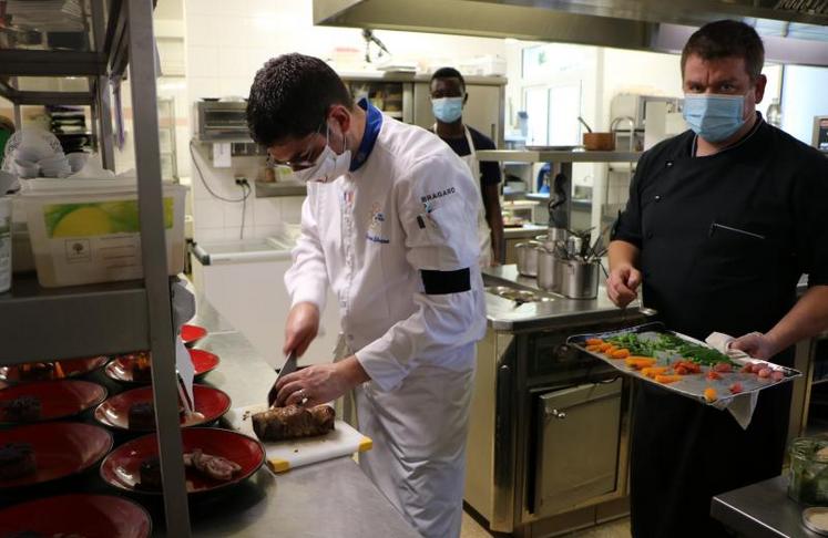 Trois restaurants gastroniques mayennais participent à l'opération.