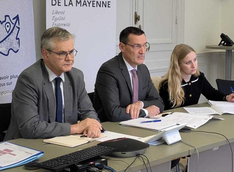 Ronan Léaustic, secrétaire général de la préfecture, et Michel Debray, directeur de la DDT.