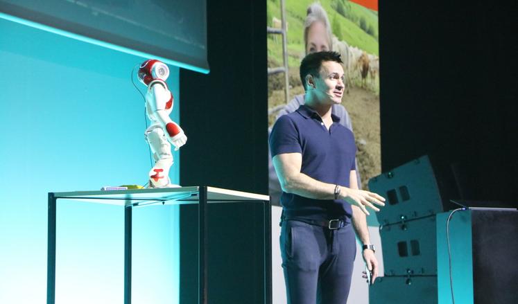 Samuel Gaulay a donné une conférence sur l'intelligence artificielle (IA) lundi 16 mars à l'Espace Mayenne.