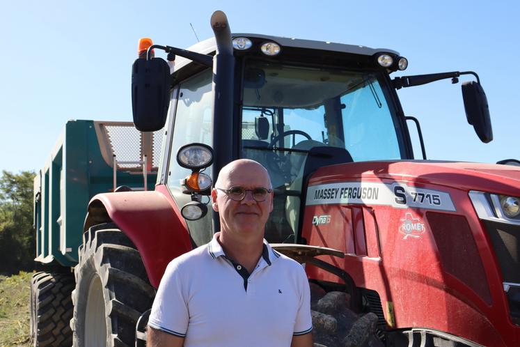 Philippe Lainé, céréalier à Azé.