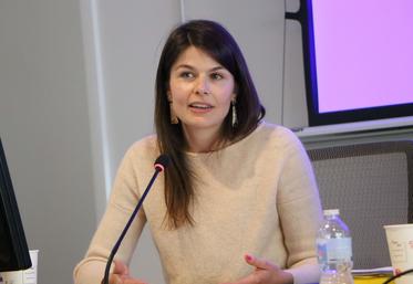 Alix-Anne Saurat, avocate en droit de l'environnement à Lyon.