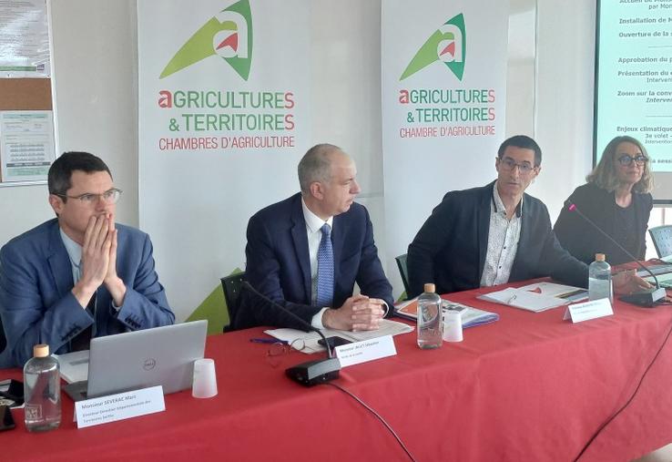 Marc Severac (DDT), Sébastien Jallet (préfet), Philippe Dutertre et Isabelle Allain.