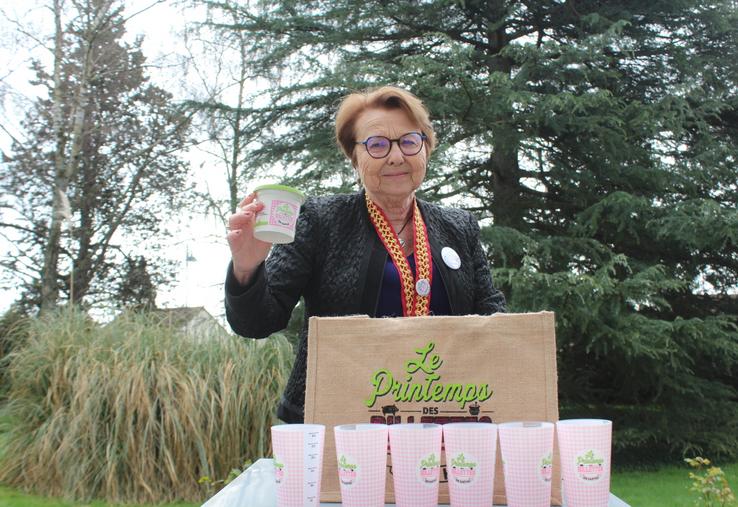 Nicole Auger est membre du Printemps des Rillettes et de la Confrérie des chevaliers des rillettes sarthoises.