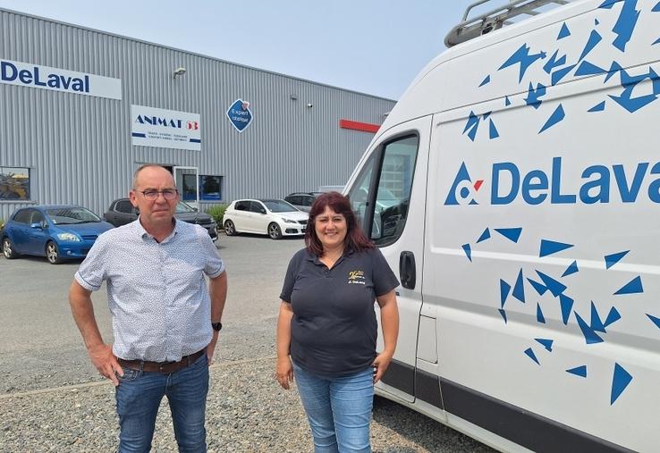 image d'archives Agri 53 : Jérôme Haigron, directeur d'Animat 53, aux côtés de Corinne Jousse, responsable des ressources humaines.