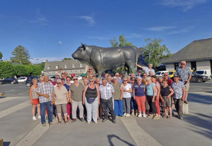 Une cinquantaine d'anciens exploitants de la Sarthe sont partis en voyage dans l'Aubrac.