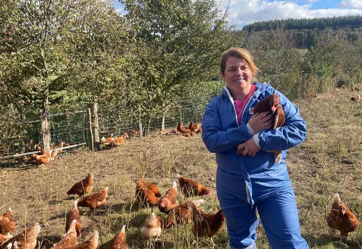 Dany Rondeau est installée à Mont-Saint-Jean, sa commune de naissance.