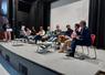 De g. à dr. : Christian Peltier, Nadia Robillard, Rémi Delangle et Eve Ruel-Pissot (étudiants), Isabelle Leballeur, Sandrine Fougeray et Fabien Lefol (éleveurs), Erwan de la Fouchardière, Isabelle Bouvarel et Bruno Mousset.