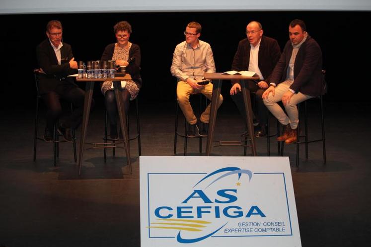 En seconde partie de soirée, AS Cefiga avait organisé une table ronde sur l'emploi partagé.