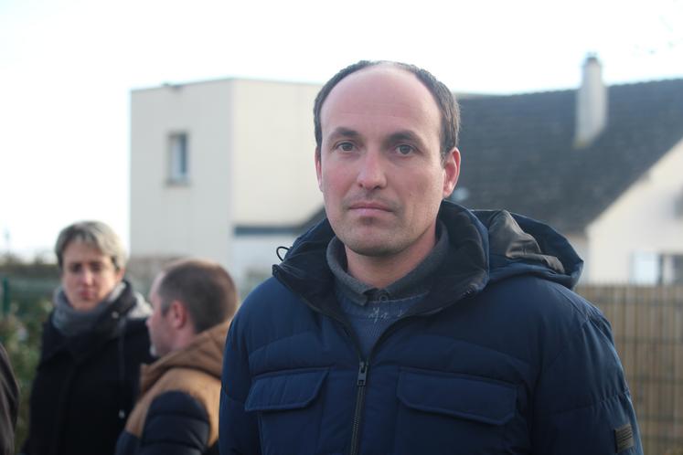 Mickaël Saussereau, éleveur au Breil-sur-Mérize a exprimé de vives inquiétudes auprès des dirigeants de LDC.