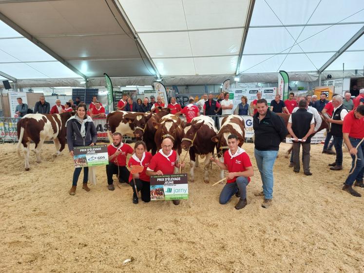 Le prix d'élevage jeune obtenu par le Gaec Brasseul Naveau de Ruillé en Champagne.