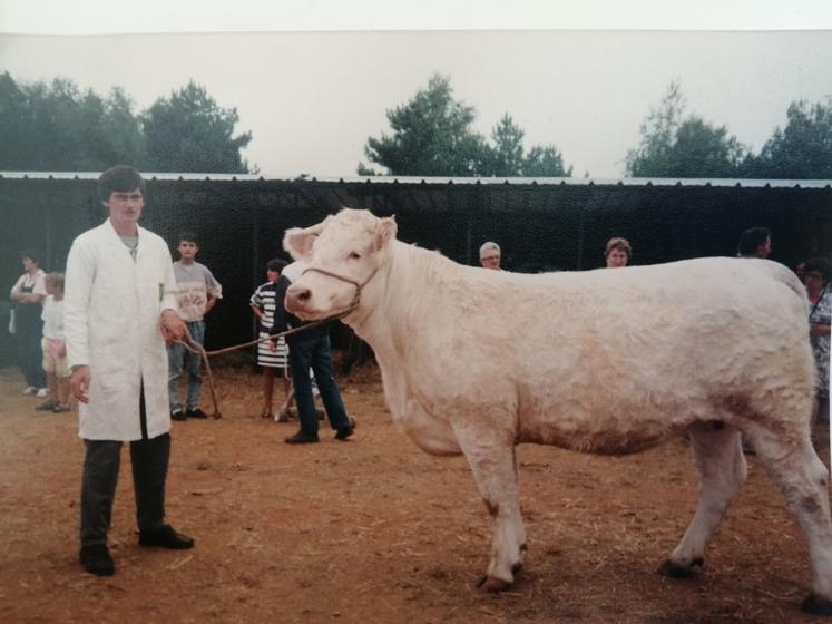 En 1988, avec Banane, premier prix de génisse de 30 mois. 