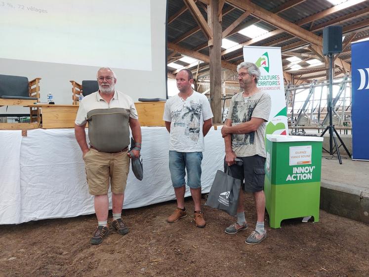 Didier Duluard et les associés du Gaec de la Renardière font partie des 5 récompensés au challenge des Sabots de bronze, pour leurs performances génétiques et techniques.