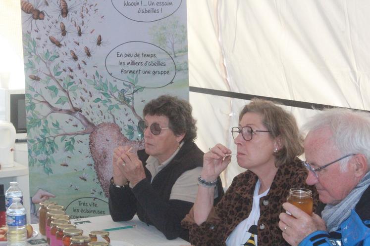 Des goûteurs attentifs.