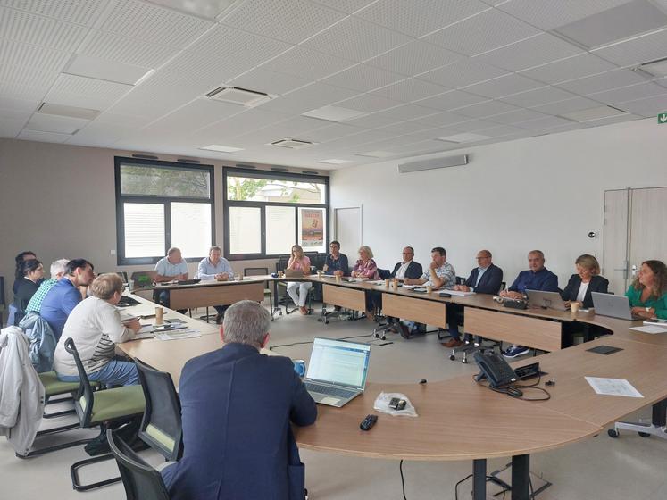 Réunion des membres du Conseil de l'agriculture départemental mardi 2 septembre à la Maison des Agriculteurs au Mans.