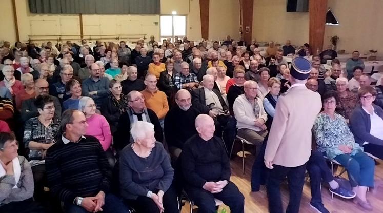 Près de 300 personnes ont assisté à l'assemblée générale des anciens exploitants.