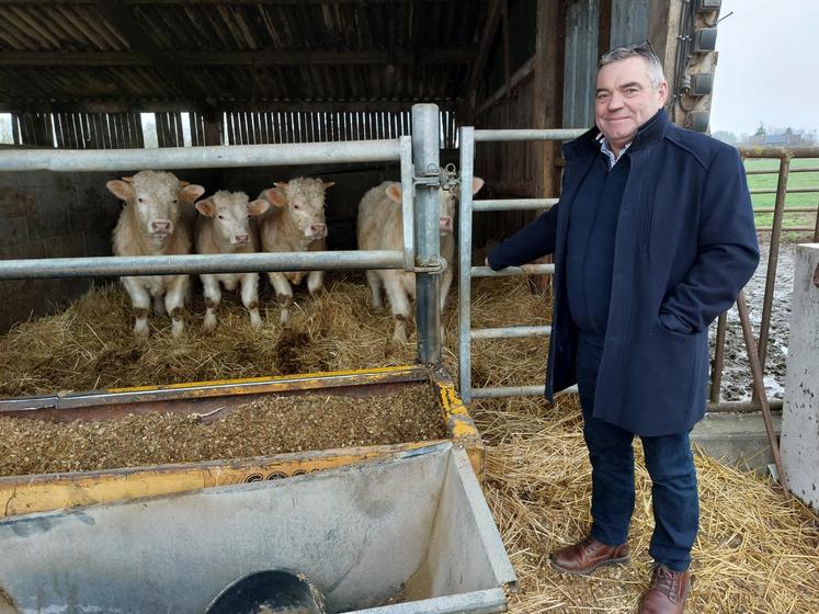 Patrick Gosnet, éleveur et maire de Saint-Vincent-des-Prés depuis 19 ans.