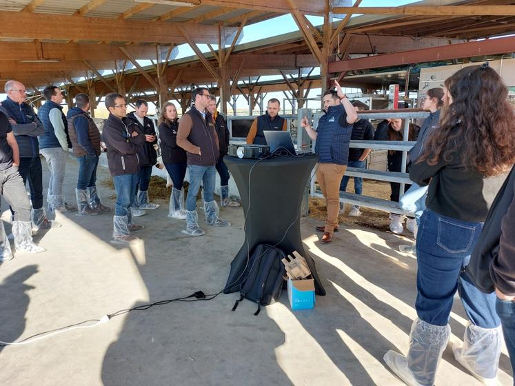 Les techniciens de la société Bovec sont venus présenter le programme d'accouplement GMS.