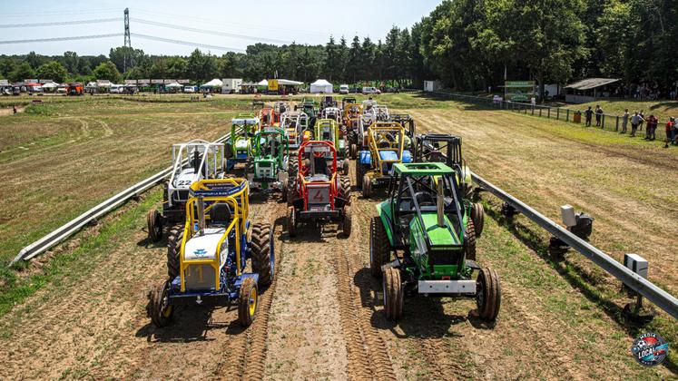 En raison d'un arrêté préfectoral suite aux fortes chaleurs, la course s'est concentrée de 7h30 à 12h.
