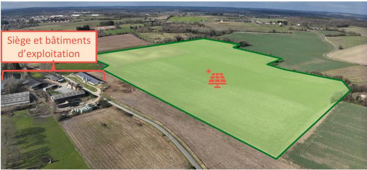 La prairie choisie, située en face du siège de l'exploitation, est idéalement orientée plein sud est près d'un poste de raccordement.