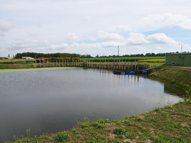 Sur le plan de la gestion de l'eau, l'objectif de doubler les volumes de stockage d'ici 2035 est validé. 