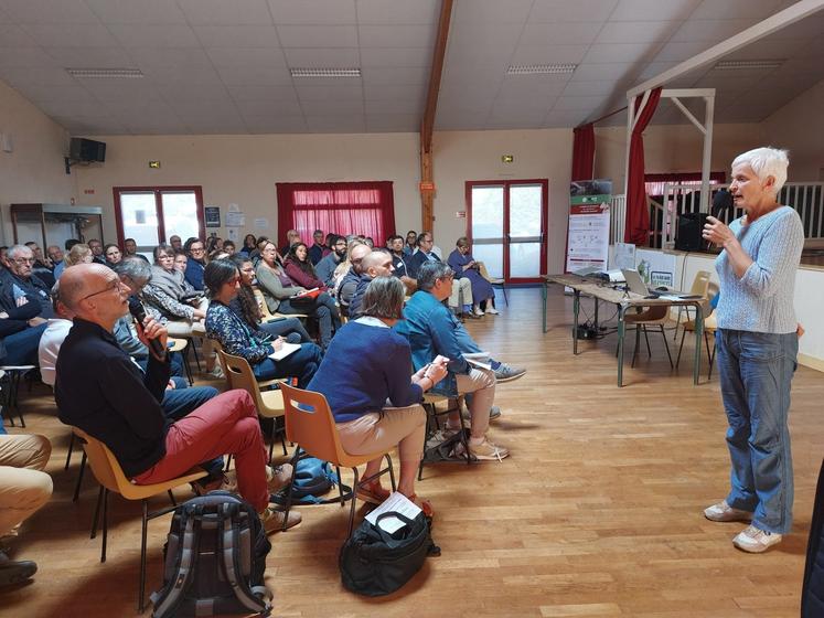 La journée régionale ovine a rassemblé une centaine de professionnels et d'éleveurs, mardi 22 septembre.