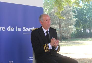 A droite, Philippe Dutertre a fait connaissance avec Sébastien Jallet. En bas, aux côtés de Stéphane Le Foll, maire du Mans.