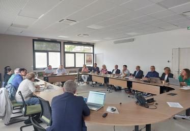 Réunion des membres du Conseil de l'agriculture départemental mardi 2 septembre à la Maison des Agriculteurs au Mans.