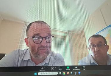 Les adhérents connectés en visioconférence ont échangé avec Laurent Saint-Affre, membre du bureau de la FNSEA.