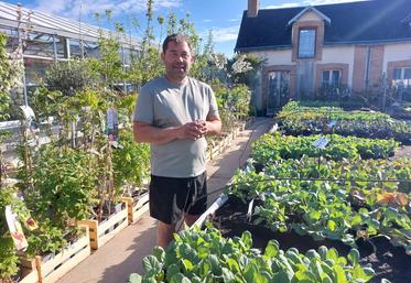 Nicolas Mouette est horticulteur et pépiniériste à Beaumont-sur-Sarthe.