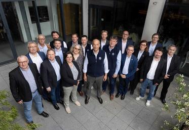 L'équipe dirigeante de la FNSEA, autour de son président Arnaud Rousseau.