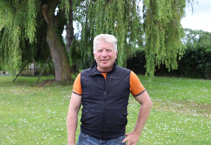 Benoît Legrix, enfant du pays virois, a parcouru bien des kilomètres à vélo et à moto. Il s'apprête à repartir pour le Tour de France cette année encore.