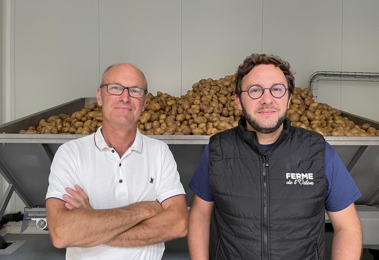 Eudes Castel produit des pommes de terre pour la ferme de l'Odon depuis dix ans. Guillaume Duchemin dirige le site depuis 2021.