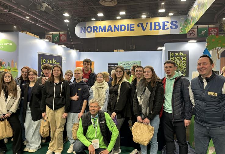 Comme chaque année, les élèves de la MFR de Percy sont venus au Salon de l'agriculture pour réaliser du contenu (vidéo, newsletter...) sur les producteurs de la Manche.