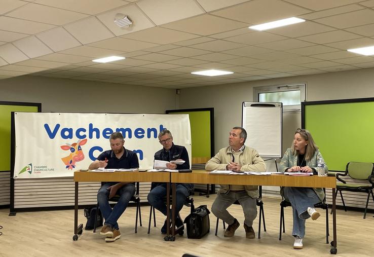 "Une nouvelle édition s'engage. C'est en équipe que nous avons réussi à faire de Vachement Caen un événement qui donne une image positive de nos métiers", relève Clément Lebrun, président de Vachement Caen, entouré d'Antoine Bossuyt, vice-président, Stéphane Labarrière, trésorier et Jennifer Bandrac-Lacroix, cheffe de projet.