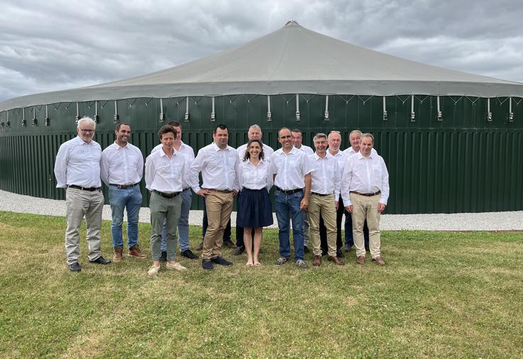 La SAS Gaz Part 27 est composée de huit fermes associées. Elle produit du gaz naturel pour alimenter 3 500 foyers par an.