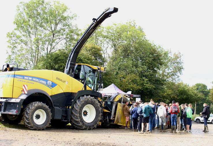 Parmi les 661 Cuma de Normandie, celle de Putanges-le-Lac, la Cuma de l'Auvraisienne, a accueilli 750 élèves et accompagnants.