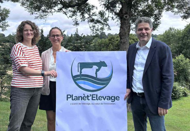 Thierry Hulmer, président de Planet'élevage, organise avec Nadège Mahé, vice-présidente et secrétaire de la Chambre d'agriculture et Chloé Serre, en charge de la communication, la prochaine édition de la foire de Lessay, marquée par l'absence d'animaux.